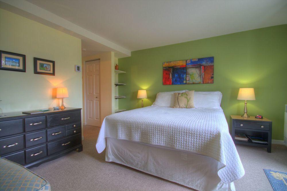 Aux Deux Peres Bed & Breakfast